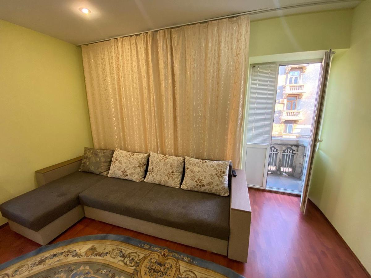 White New Apartments Ultracentral 2-Rooms In The Heart Kischinau Exterior foto