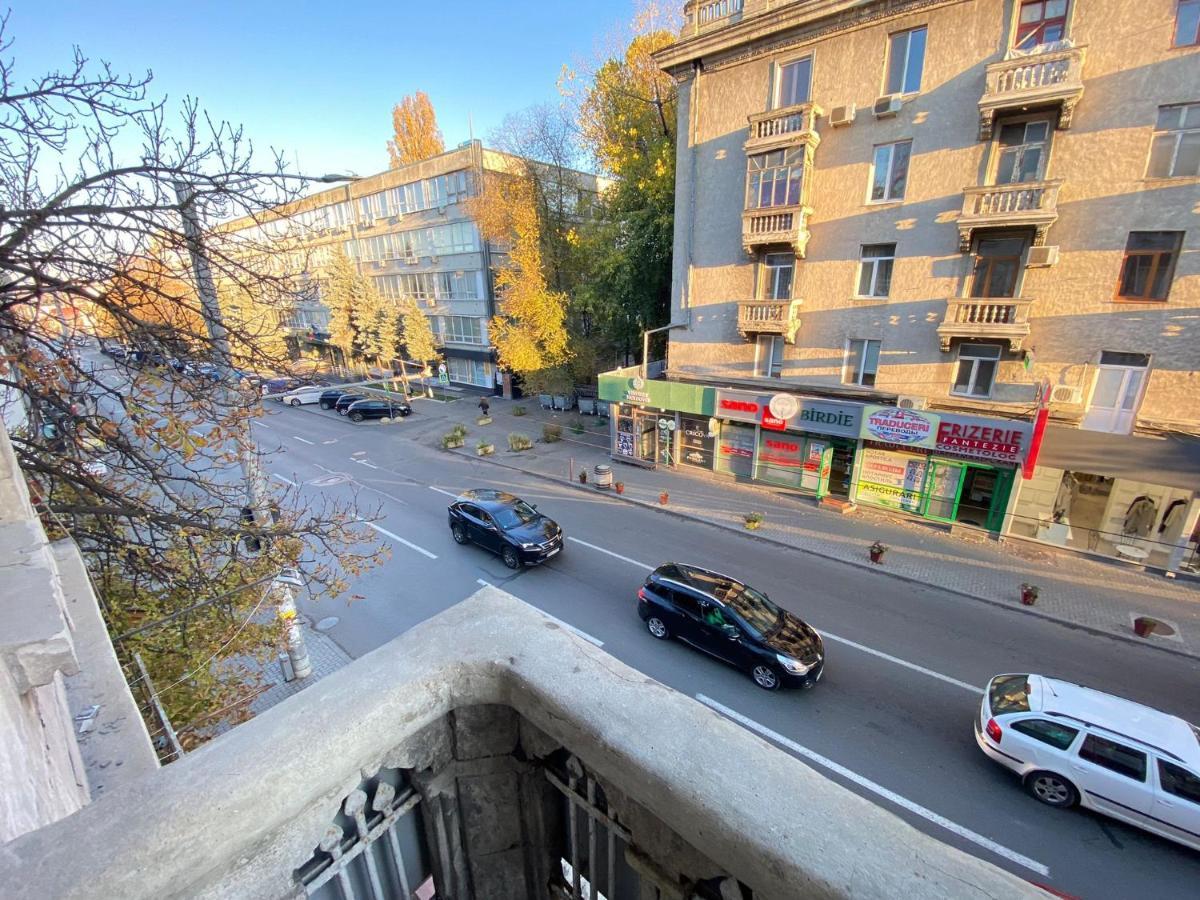 White New Apartments Ultracentral 2-Rooms In The Heart Kischinau Exterior foto