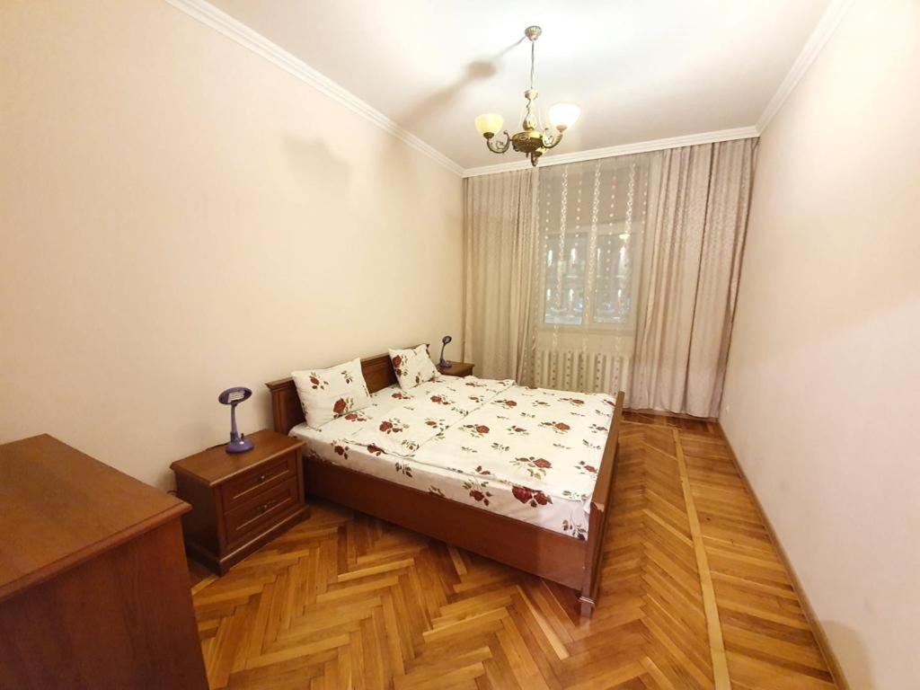 White New Apartments Ultracentral 2-Rooms In The Heart Kischinau Exterior foto